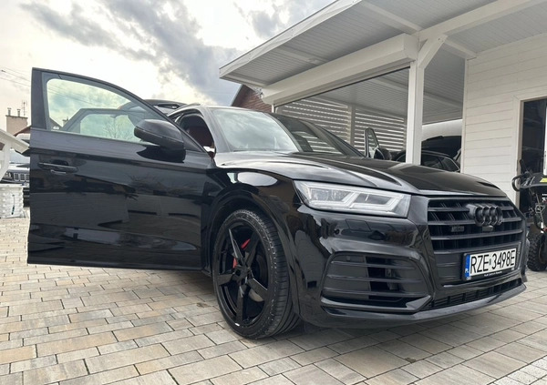 Audi SQ5 cena 185000 przebieg: 42000, rok produkcji 2019 z Rzeszów małe 352